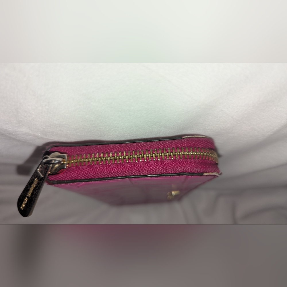 Michael Kors Pink Croc-Embossed Zip Wallet - Picture 6 of 16